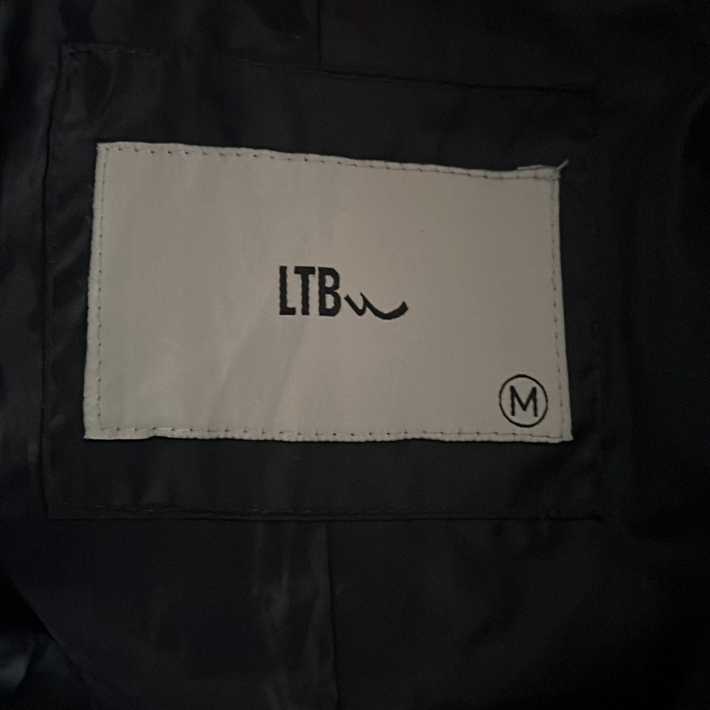 European Winter/Fall Jacket - Picture 3 of 4